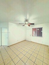 2275 NW 23rd St in Miami, FL - Building Photo - Building Photo