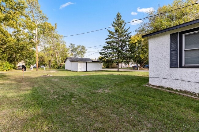 602 8th Ave NE in Brainerd, MN - Building Photo - Building Photo