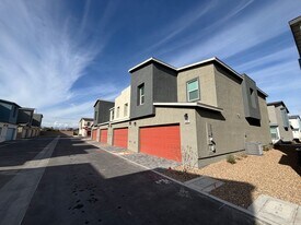 5006 Olive Mesa Ave in Las Vegas, NV - Building Photo