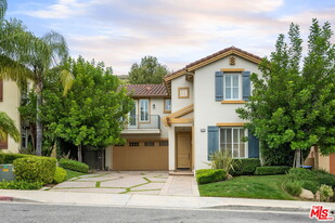 4558 Cielo Cir