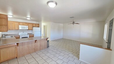 436 S 3rd St in Camp Verde, AZ - Foto de edificio - Building Photo