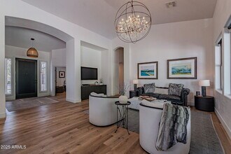 194 W Sunburst Ln in Tempe, AZ - Building Photo - Building Photo
