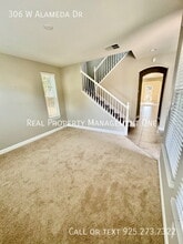 306 W Alameda Dr in Mountain House, CA - Building Photo - Building Photo