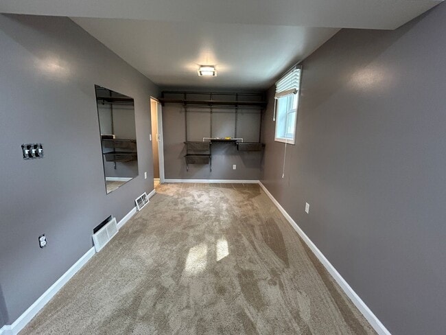 436 7th Ave W in Dickinson, ND - Building Photo - Building Photo