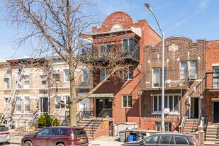 553 Dahill Rd in Brooklyn, NY - Building Photo