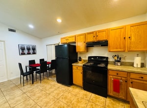 536 Cheshire Way in Davenport, FL - Foto de edificio - Building Photo