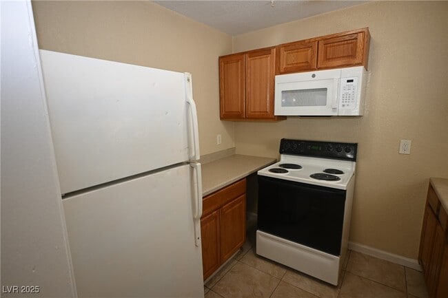 320 N 16th St in Las Vegas, NV - Building Photo - Building Photo