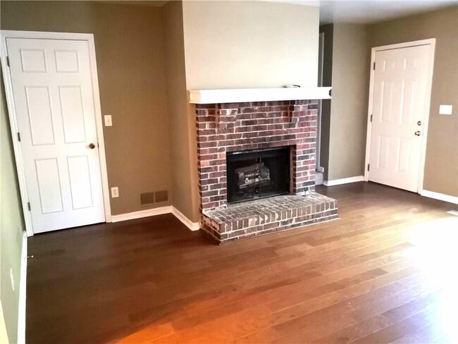 335 Hamilton Ct in Marietta, GA - Building Photo - Building Photo