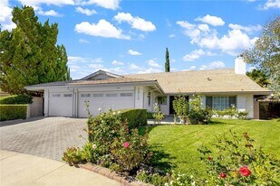 12115 Braemore Pl in Los Angeles, CA - Building Photo