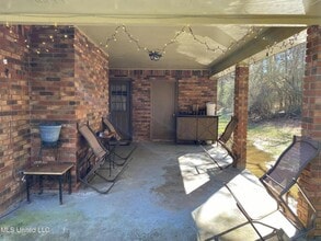 23 Flora Ln in Silver Creek, MS - Building Photo - Building Photo