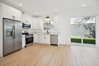 8347 Kittyhawk Ave in Los Angeles, CA - Building Photo - Building Photo