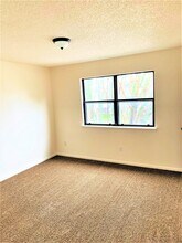 3409 Victoria Cir-Unit -4 in Killeen, TX - Building Photo - Building Photo