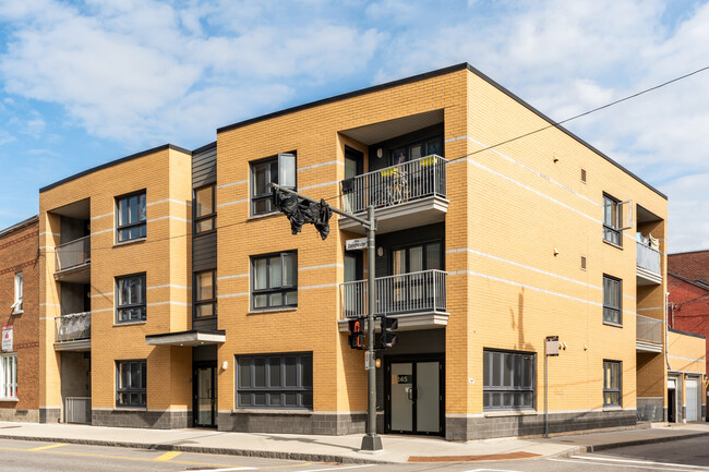 245 Dorchester Rue in Québec, QC - Building Photo - Primary Photo