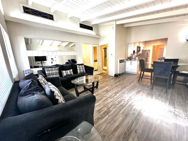 2504 Alma Ave, Unit 2504 Alma Ave in Manhattan Beach, CA - Building Photo - Building Photo