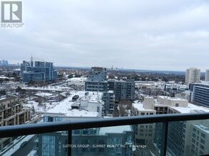 17 Barberry Pl in Toronto, ON - Building Photo - Building Photo