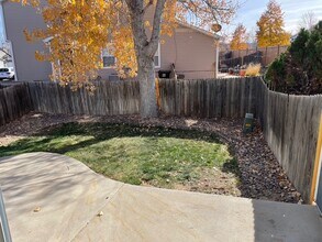 21920 E Crestline Ln in Aurora, CO - Foto de edificio - Building Photo