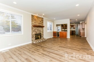 10416 Santa Cruz Ln in Orland Park, IL - Building Photo - Building Photo