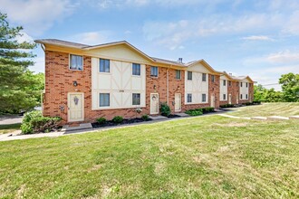 Hillcrest in Lancaster, OH - Foto de edificio - Building Photo