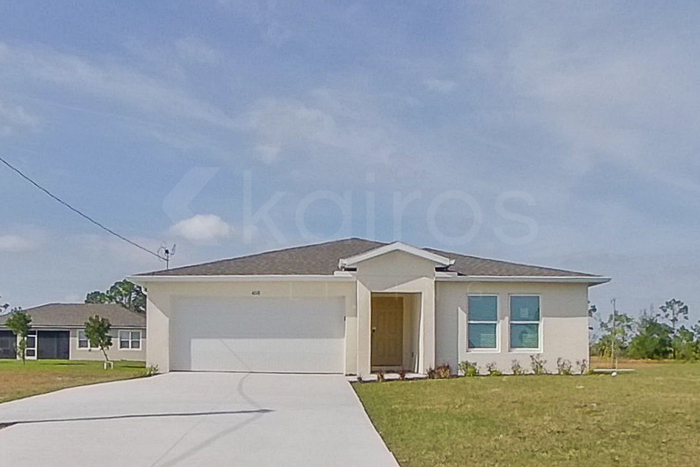 4018 E Gator Cir in Cape Coral, FL - Building Photo