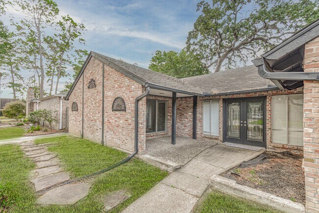 16911 Summit Oaks Ln in Spring, TX - Building Photo - Building Photo