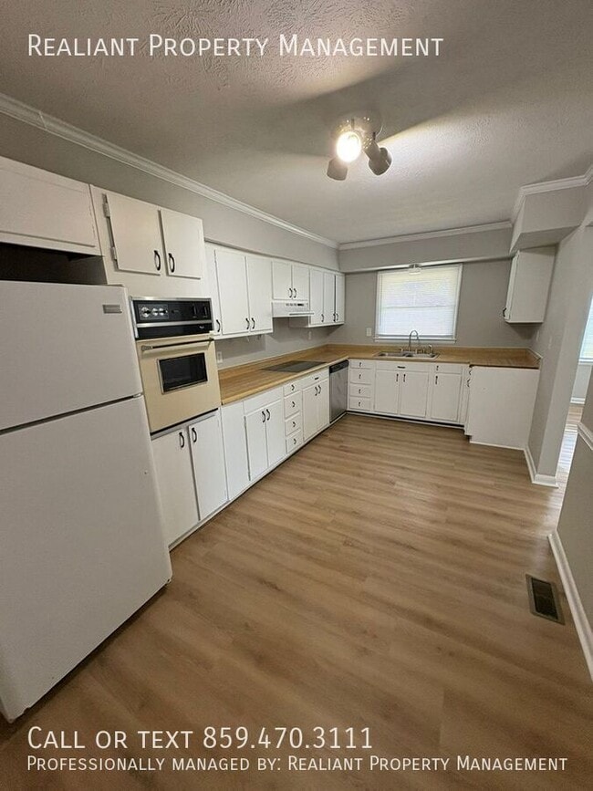 property at 2180 Winterberry Dr
