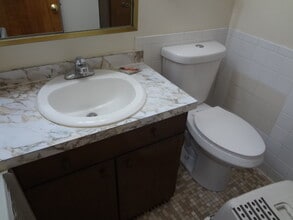 1517 Cambria Dr in East Lansing, MI - Foto de edificio - Building Photo