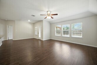 2429 Opaline Dr in Aubrey, TX - Building Photo - Building Photo