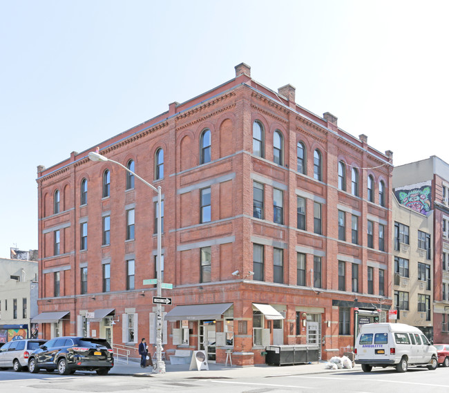233 S 1st St