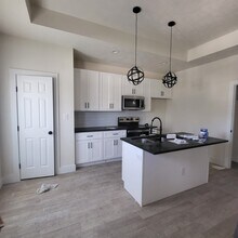 5608 Tommye St in Houston, TX - Foto de edificio - Building Photo