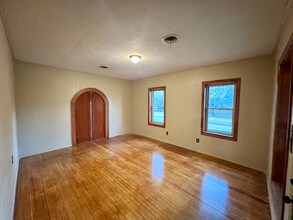 415 N California St in Henrietta, TX - Building Photo - Building Photo