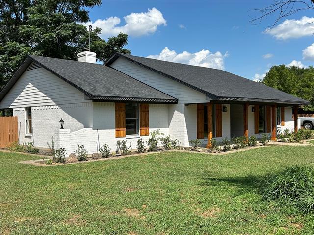 909 Highland Dr in Cleburne, TX - Building Photo - Building Photo