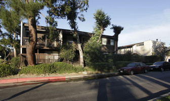 11905 Kling Street Building LLC Apartments