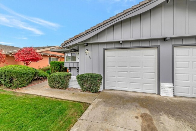 2142 Town and Country Ln in Santa Clara, CA - Building Photo - Building Photo