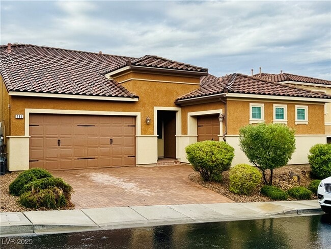 285 Mandarin Hill Ln in Henderson, NV - Building Photo - Building Photo