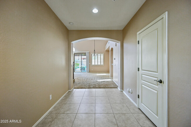 7102 W Katharine Way in Peoria, AZ - Foto de edificio - Building Photo