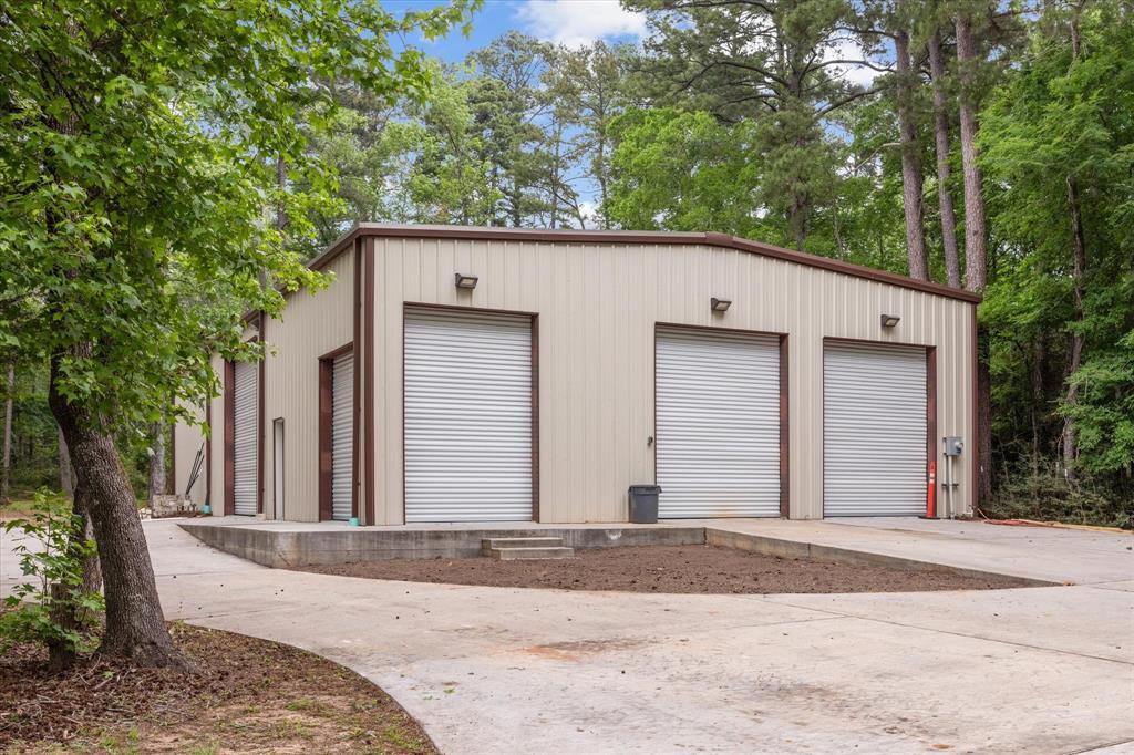 231 TX-150 in New Waverly, TX - Building Photo