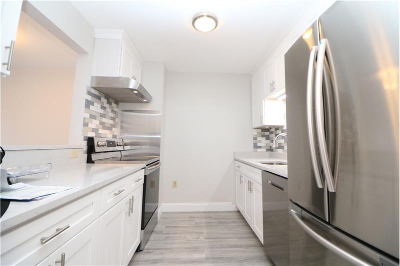 289 Essex St in Salem, MA - Building Photo