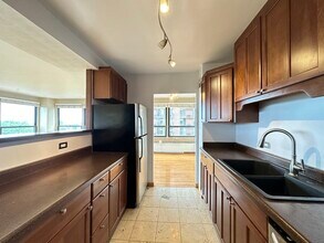 4180 N Marine Dr in Chicago, IL - Building Photo - Building Photo
