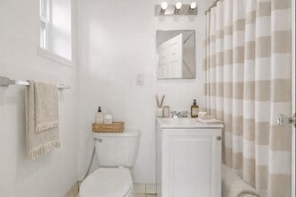 1040 Willow Ave in Hoboken, NJ - Foto de edificio - Building Photo