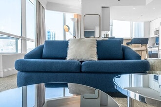 4401 Collins Ave in Miami Beach, FL - Building Photo - Building Photo