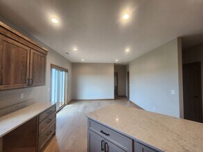 1011 Tortuga Ave in Hartford, SD - Building Photo - Building Photo