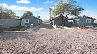 307 N D St in Eloy, AZ - Building Photo