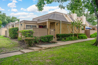 Park Lane Townhomes in Dallas, TX - Building Photo - Building Photo