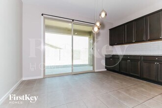 4010 W Coneflower Ln in San Tan Valley, AZ - Foto de edificio - Building Photo