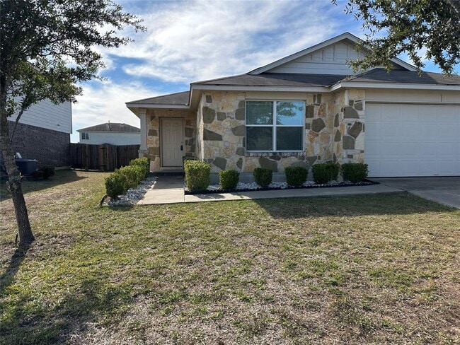 316 Pack Horse Dr in Bastrop, TX - Building Photo - Building Photo