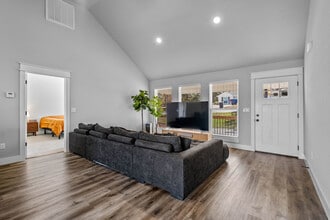 17660 Timberlake Trail in Rogers, AR - Building Photo - Building Photo