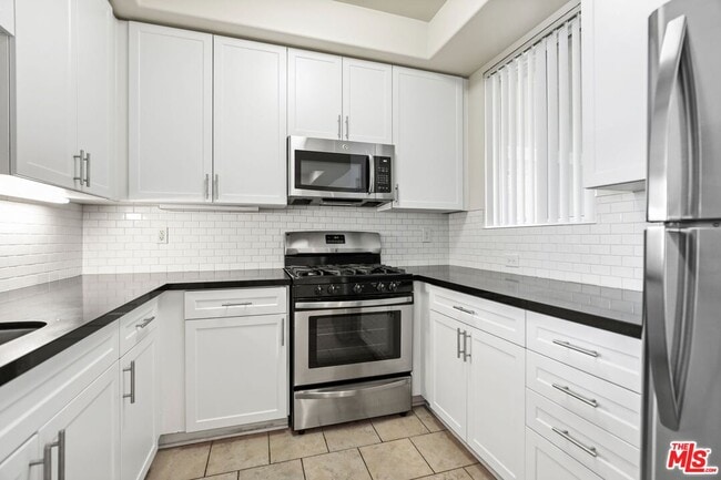 1845 Butler Ave in Los Angeles, CA - Building Photo - Building Photo