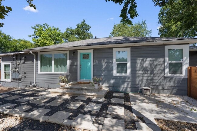 property at 2609 S 5th St