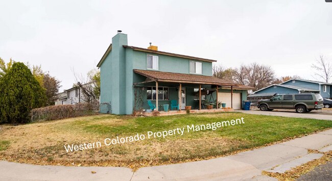 property at 3058 Hill Ave