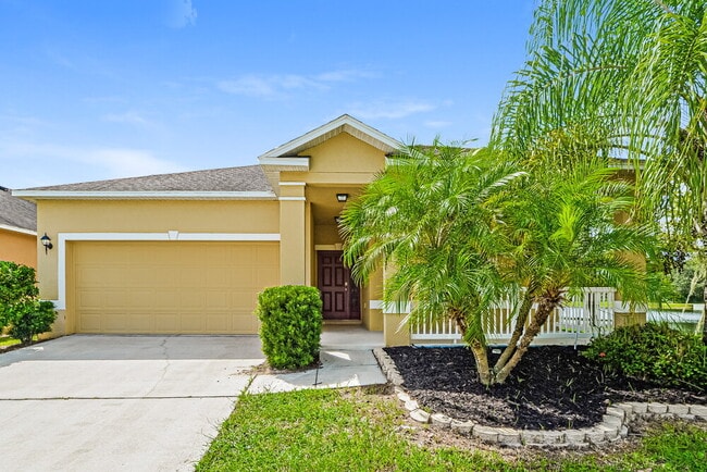 property at 2864 Moonstone Bend